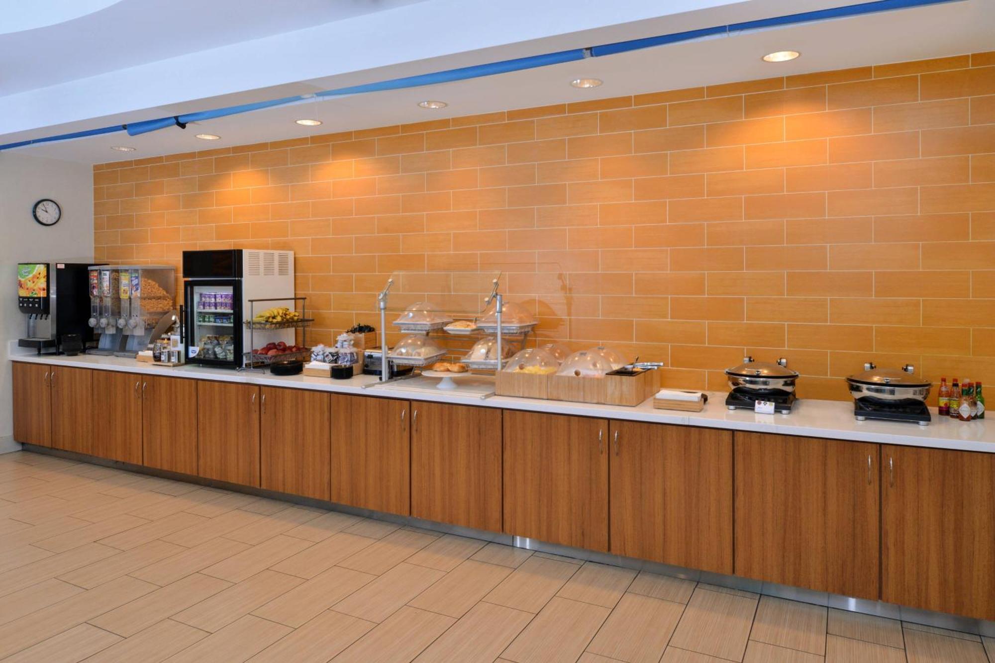 Springhill Suites Kingman Route 66 Экстерьер фото